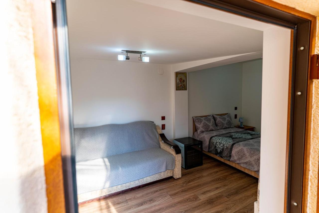 La Bebe 2 Beds Apartment Hunedoara Bagian luar foto